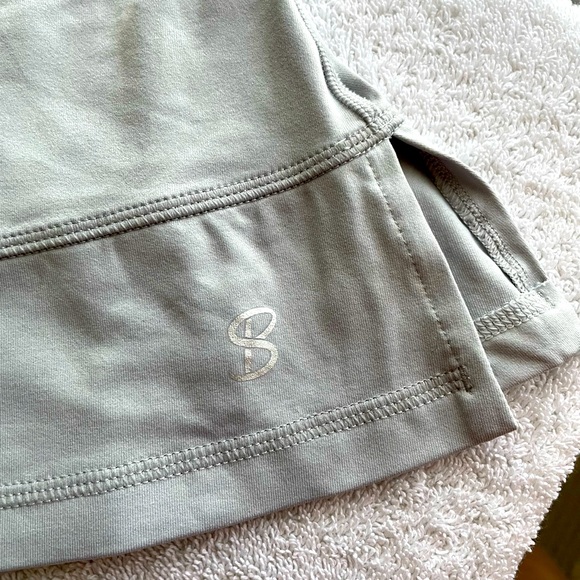 🎾SOFI BELLA- 14" Panel Tennis/Pickleball Skort -Color- STONE 🩶Color- size 1X- - Picture 5 of 9